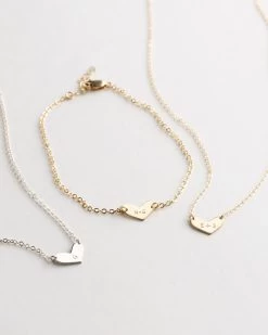Alma Heart Bracelet -Gldn Shop alma paperclip chain gldn 004 1