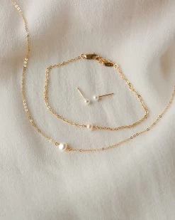 Solid Gold Essential Pearl Set -Gldn Shop aura row gldn 4644 Edit 76cbab97 317f 4a06 85a1 2840a907bcd1