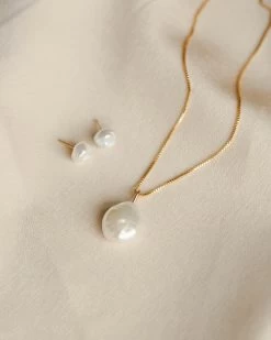 Baroque Pearl Studs -Gldn Shop baroque pearl studs gldn 3