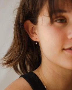 Pearl Droplet Earrings -Gldn Shop earrings pearl drop GLD 0452