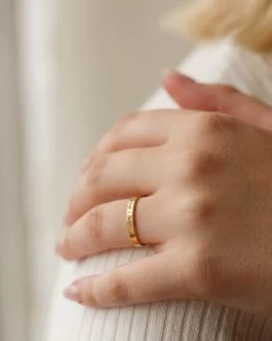 Personalized Floral Frame Band -Gldn Shop emily gldn 12327