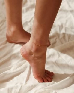 Minimal Cable Chain Anklet -Gldn Shop emily gldn 12683