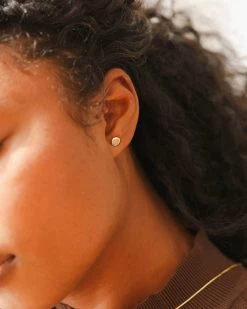 Pebble Studs -Gldn Shop gldn 2429