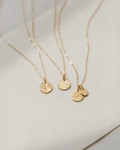 Foliage Necklace -Gldn Shop gold leaves pendant necklaces 0243