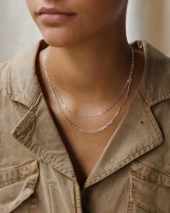 Small Paperclip Chain -Gldn Shop mini small paperclip chain gldn 1053