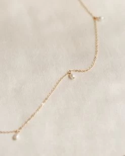 Pearl Droplet Necklace -Gldn Shop necklace pearls pearl drop GLD 0428