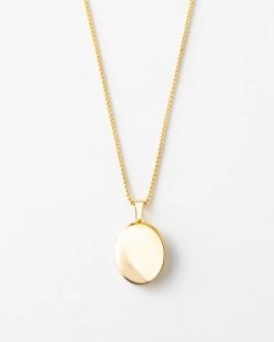 Oval Locket Necklace -Gldn Shop oval locket 3845