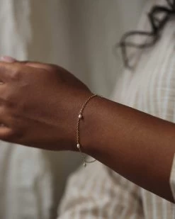 Pearl Droplet Bracelet -Gldn Shop pearl drops bracelet gldn jewelry 551