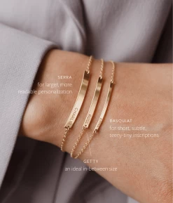 Serra Bar Bracelet -Gldn Shop personalized bar bracelets comparison min 2 ed9bcb08 2554 4d27 b339 d3d0eb837d73