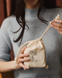 Signature Jewelry Case -Gldn Shop poet garden model 7743 min