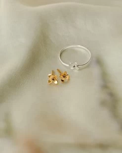 Midnight Blossom Studs -Gldn Shop poets garden product 8296 a516da92 1d69 4fe3 a857 de8fce3b679d