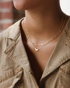 Small Paperclip Chain -Gldn Shop small 2020 09 21 GLDN Bella1015 Edit