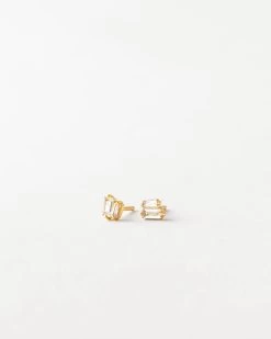 Jules White Sapphire Studs -Gldn Shop studs2 2023 02 gldn 17555 Edit